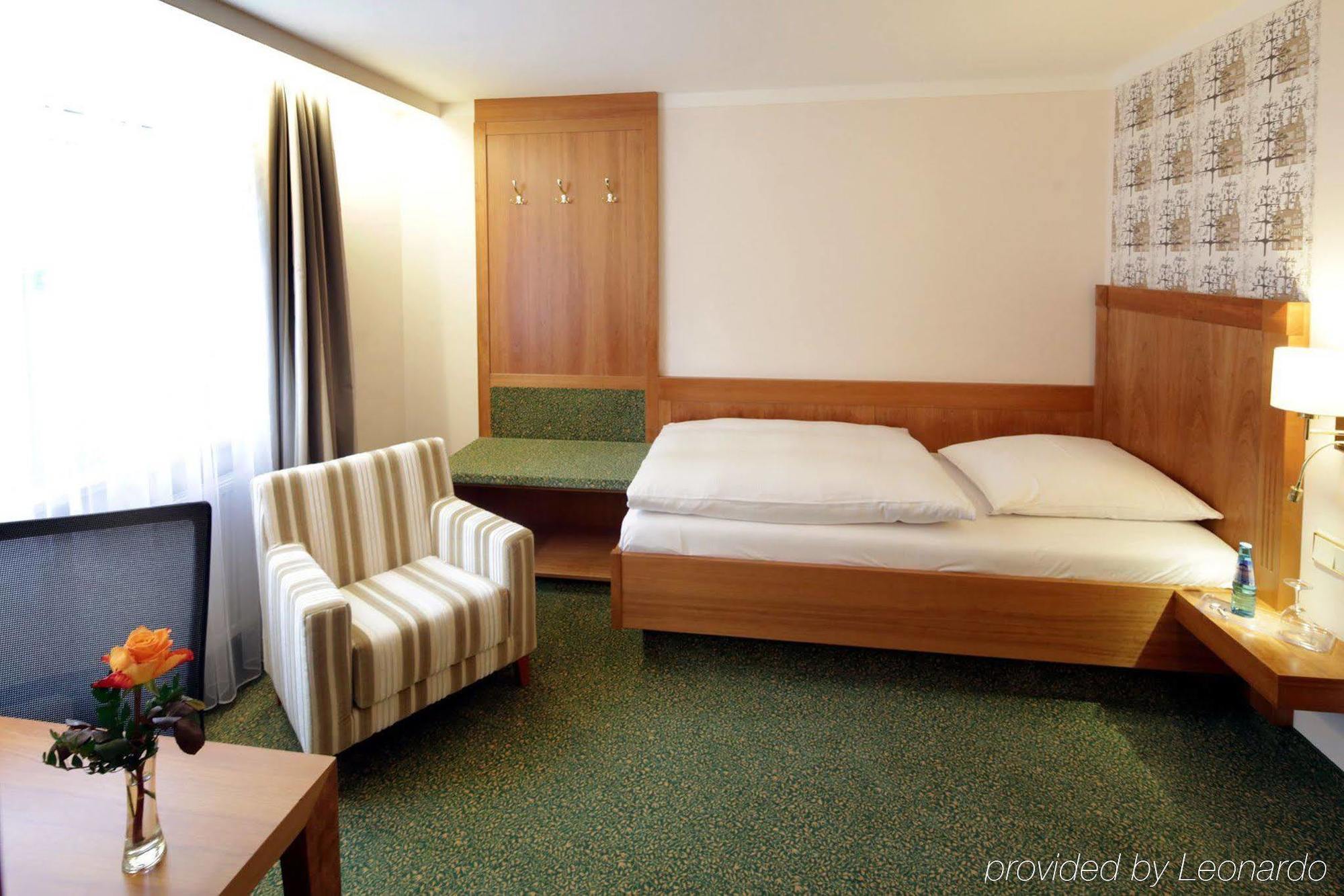 Bayerischer Hof Freising Exterior photo